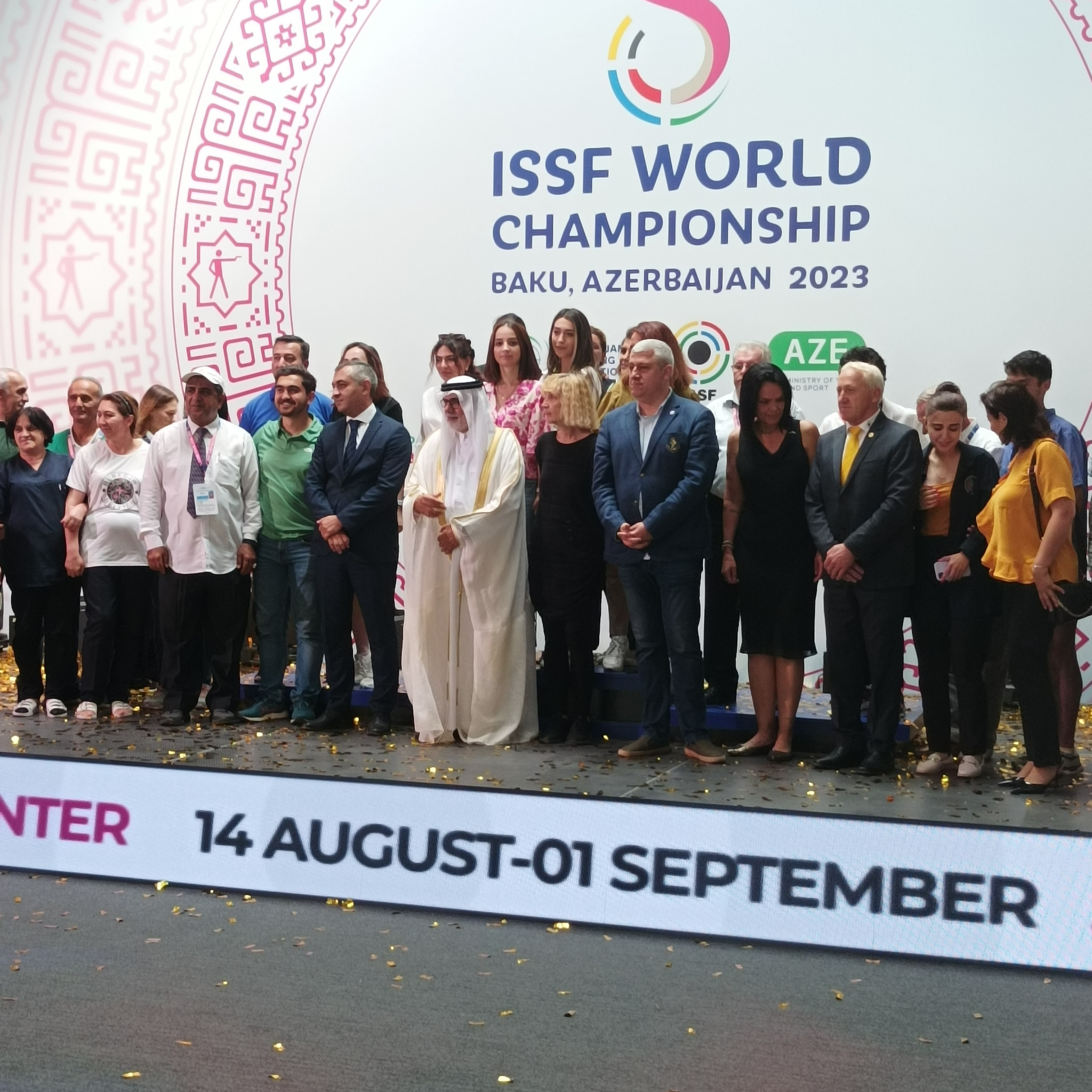 Organisers gather on stage after the conclusion of the ISSF World Championships in Baku ©ITG