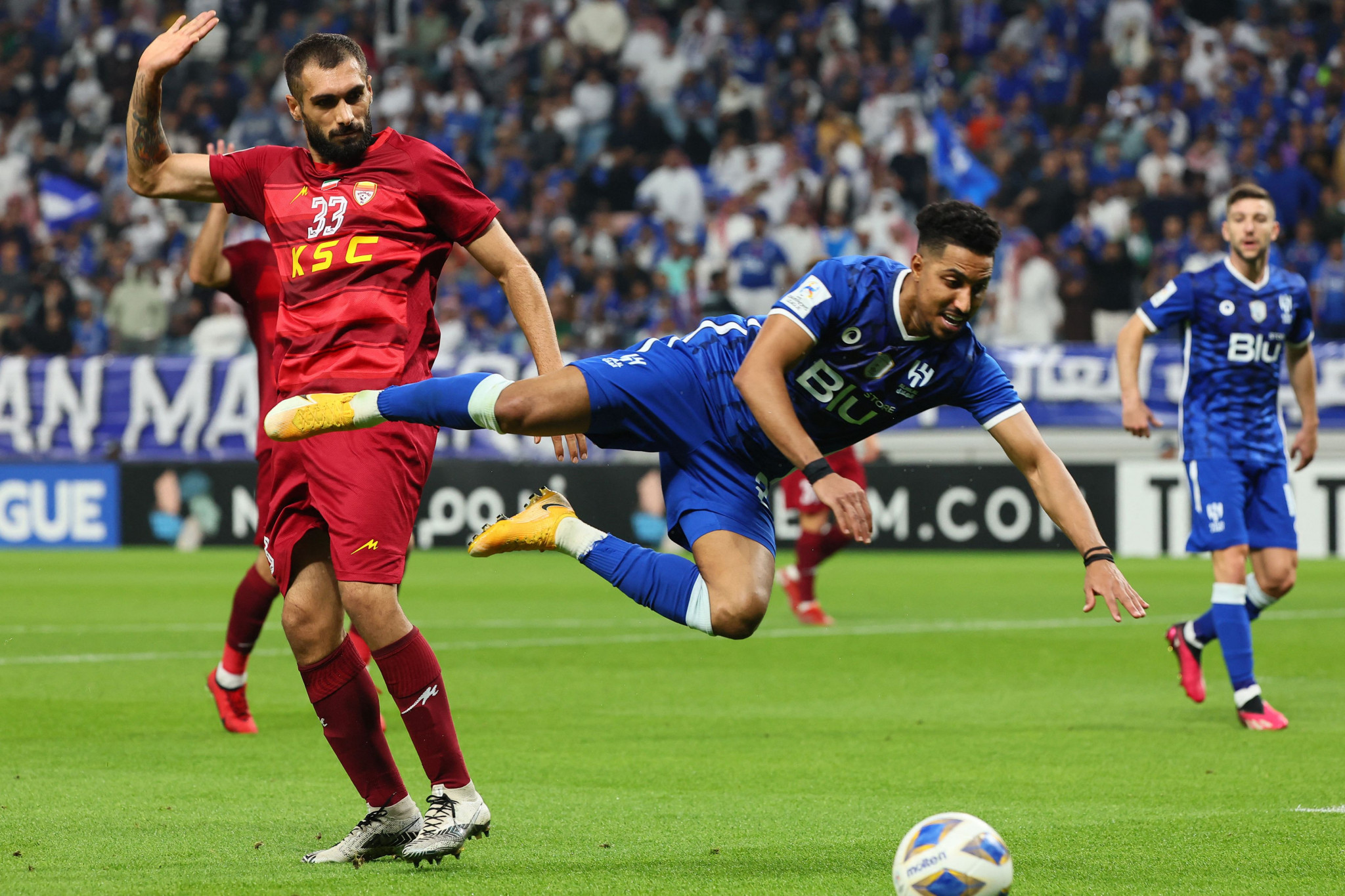 Action from the AFC Champions League quarter-final between Iranian club Foolad F.C. and Saudi Arabian side Al Hilal being played in Qatar ©Getty Images