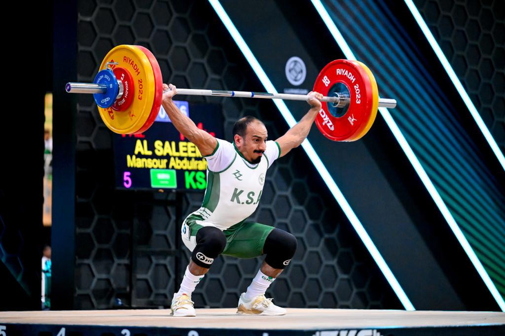 Mansour Al Saleem of Saudi Arabia returned to the platform after suffering muscle spasms but ended up with a sweep of fourth-place finishes ©IWF