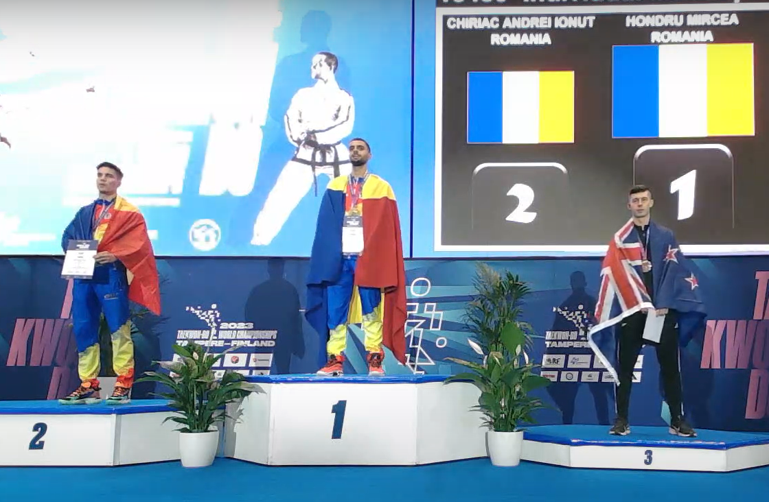Mircea Hondru, centre, led an men's individual special technique one-two for Romania with Andrei Ionut Chiriac, left, and the pair both won golds in the team event ©ITF/YouTube