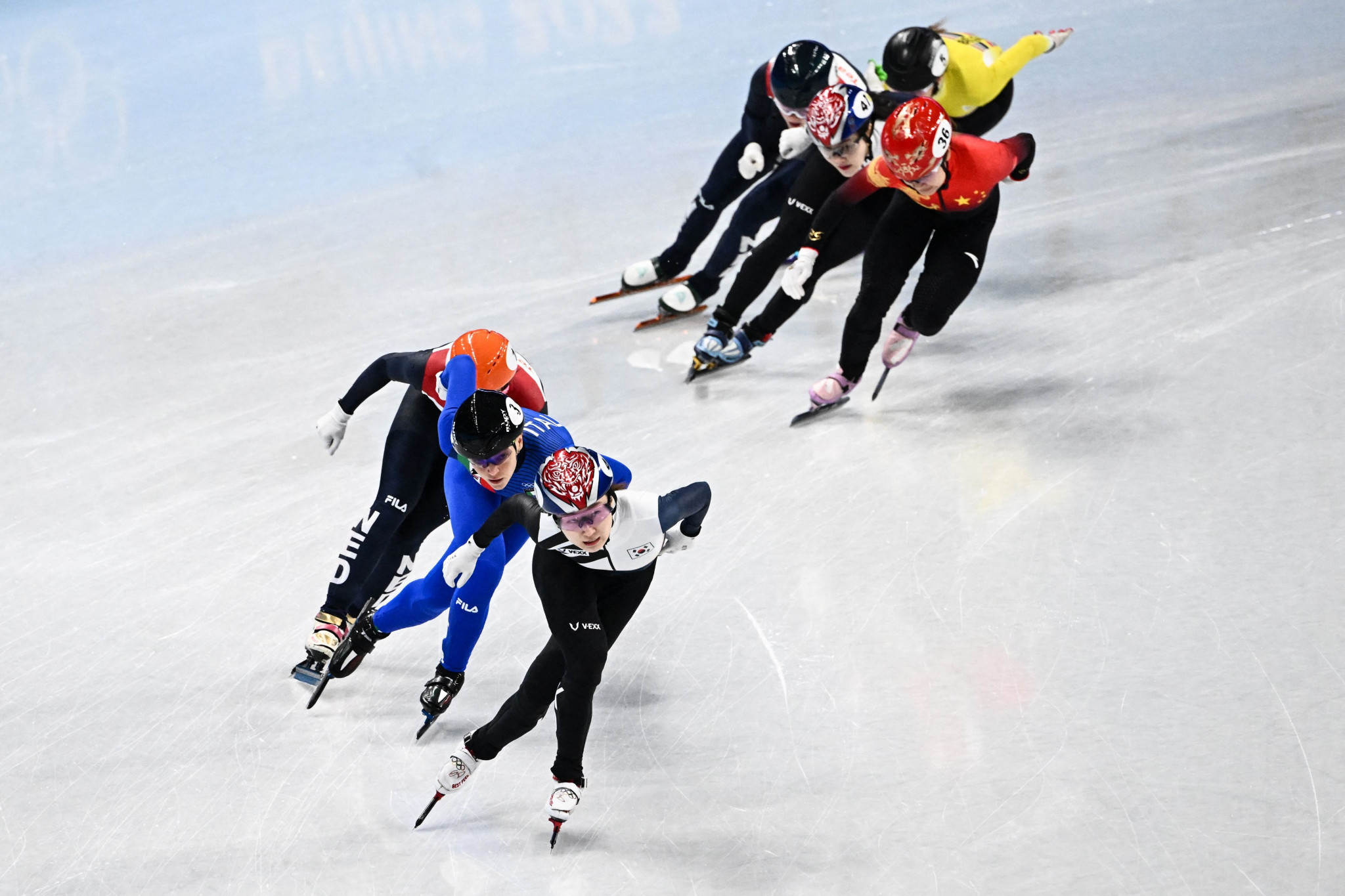 Short track skaters must be aged at least 17 before July 1 in 2025 to be able to compete at Milan Cortina 2026 ©Getty Images