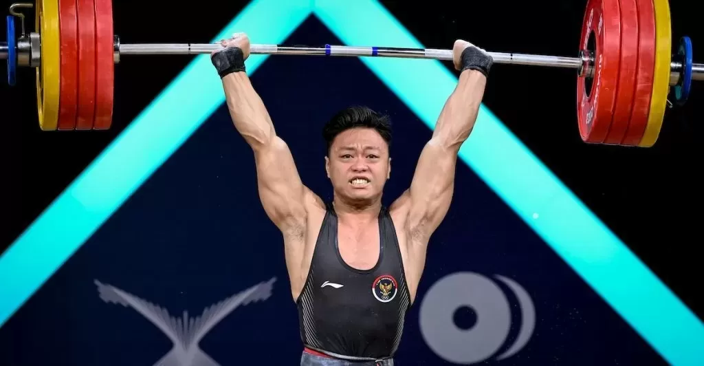 Indonesia's Rahmat Erwin has broken two world records, won gold medals at two World Championships, and earned an Olympic bronze from the B Group ©IWF