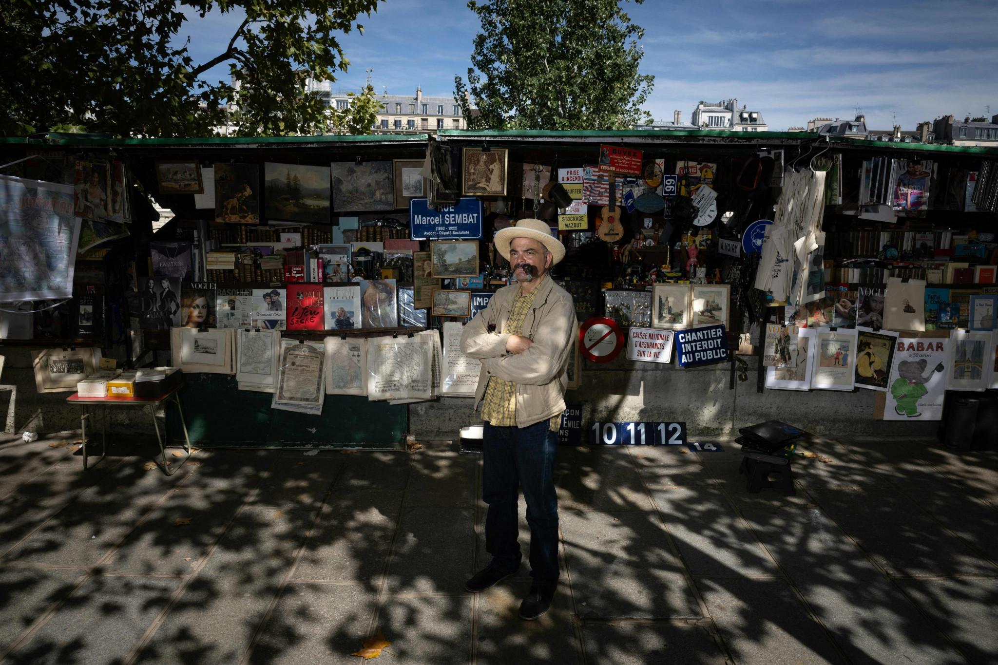 Riverside booksellers refusing to move over Paris 2024 Opening Ceremony plans