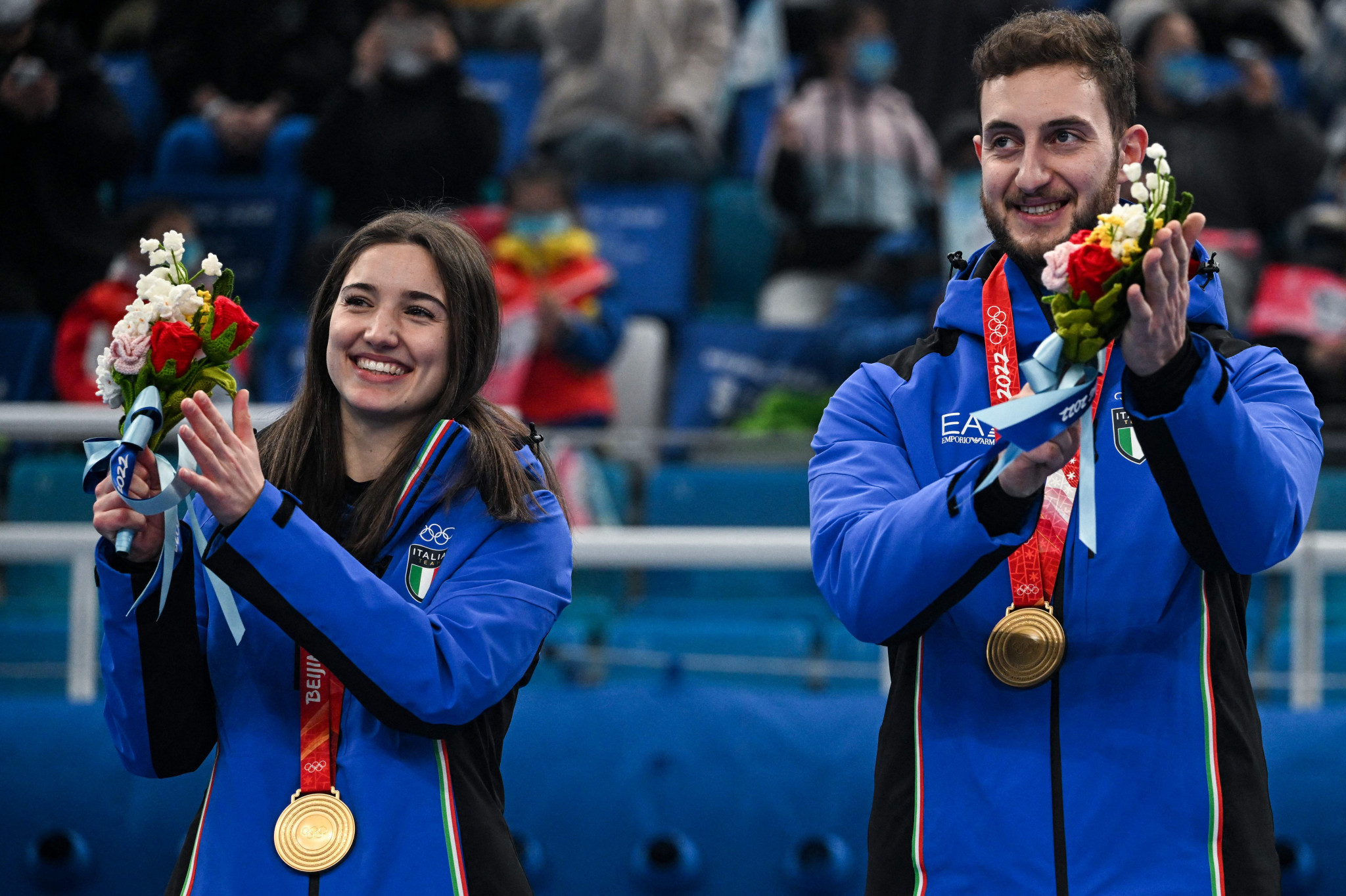 
Amos Mosaner, right, and Stefania Constantini won mixed doubles curling gold for Italy at Beijing 2022 ©Getty Images