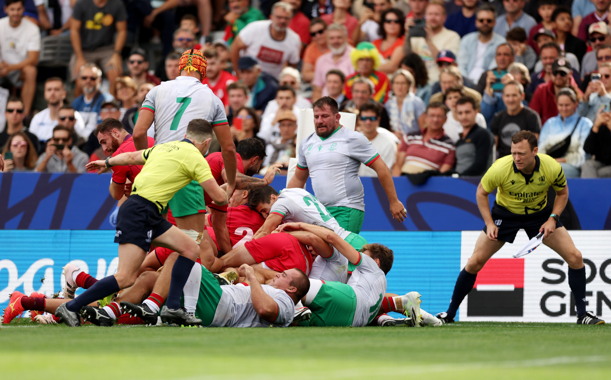 Tengizi Zamtaradze scored a late try for Georgia, although the conversion that would have given them the lead against Portugal was missed ©Getty Images