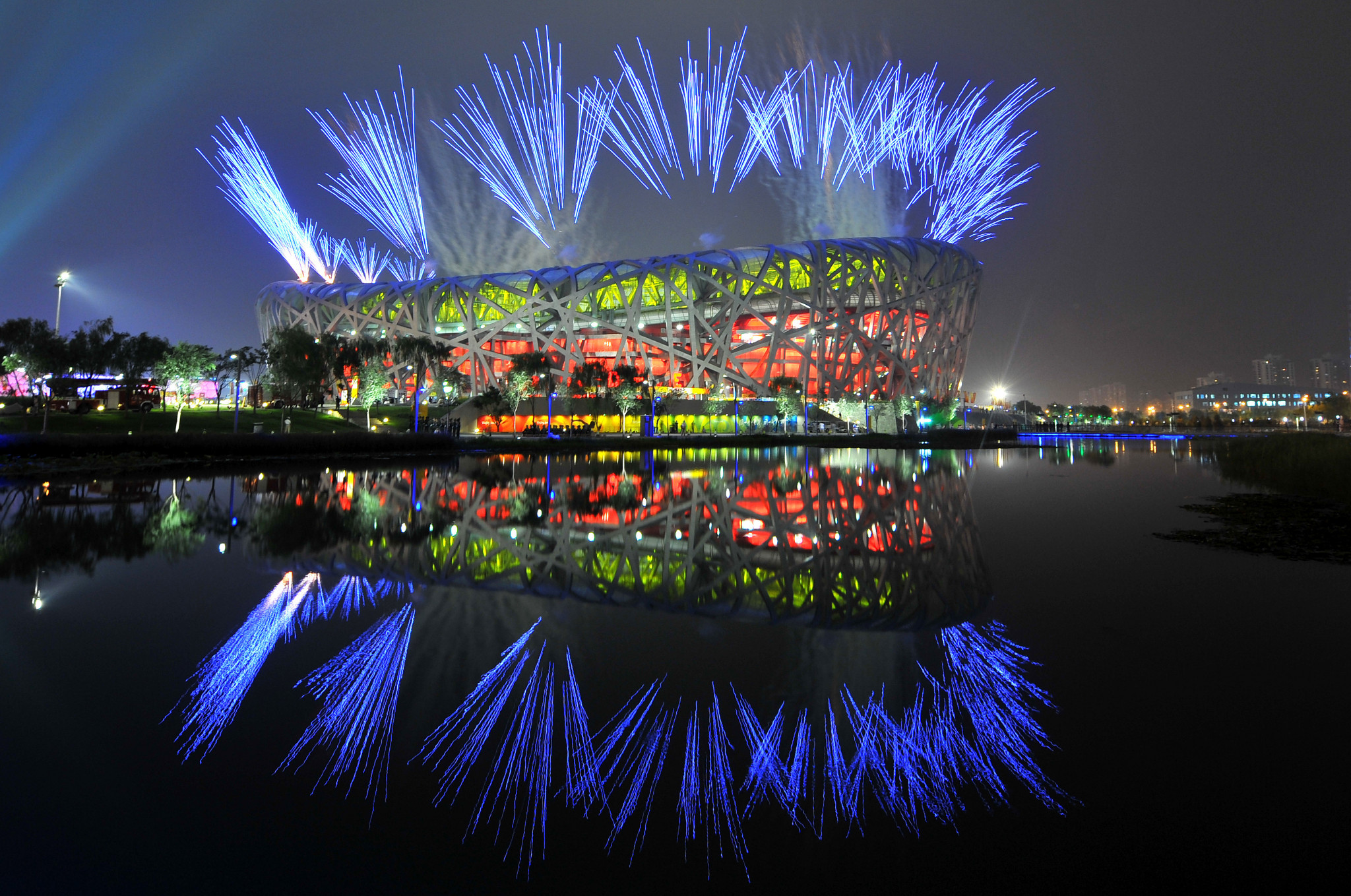 The change between the Beijing 2008 Ceremonies and Hangzhou 2022 in firework usage suggests they may be a thing of the past ©Getty Images