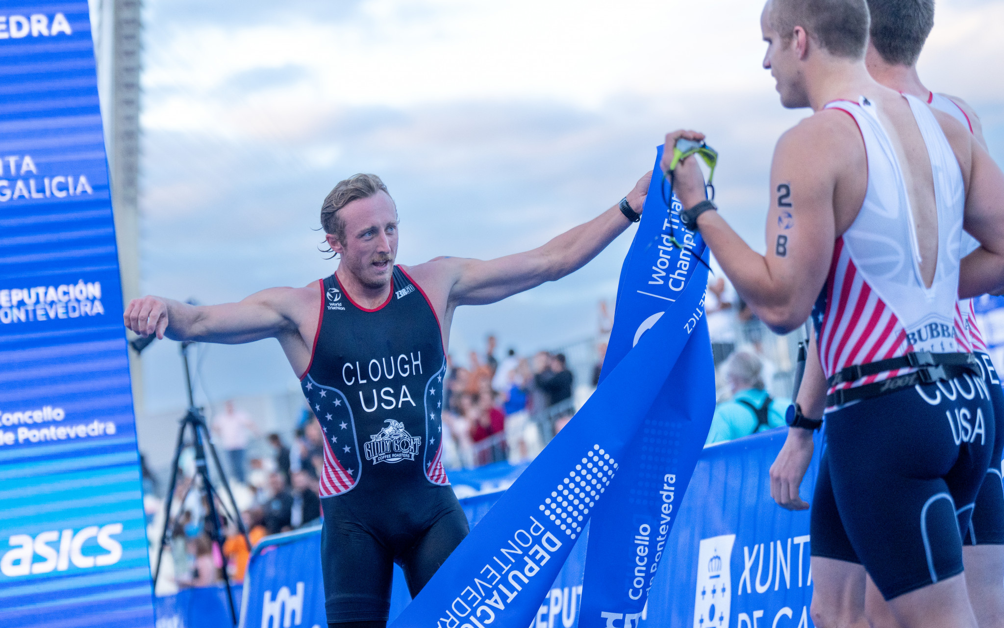 The US defended their title in the Para triathlon open mixed relay ©World Triathlon