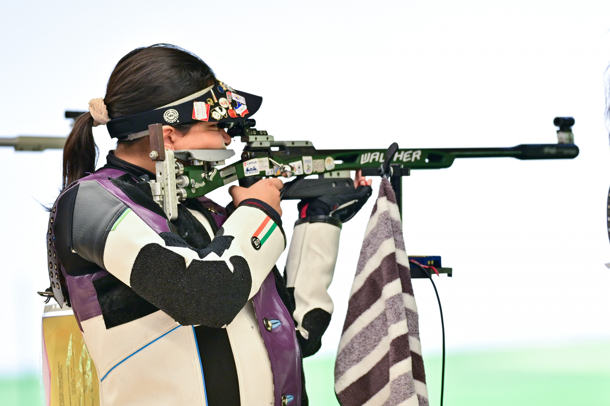 India's Sift Kaur Samra broke the women's 50m rifle 3 positions world record by 2.6 points with a final score of 469.6 ©Hangzhou 2022