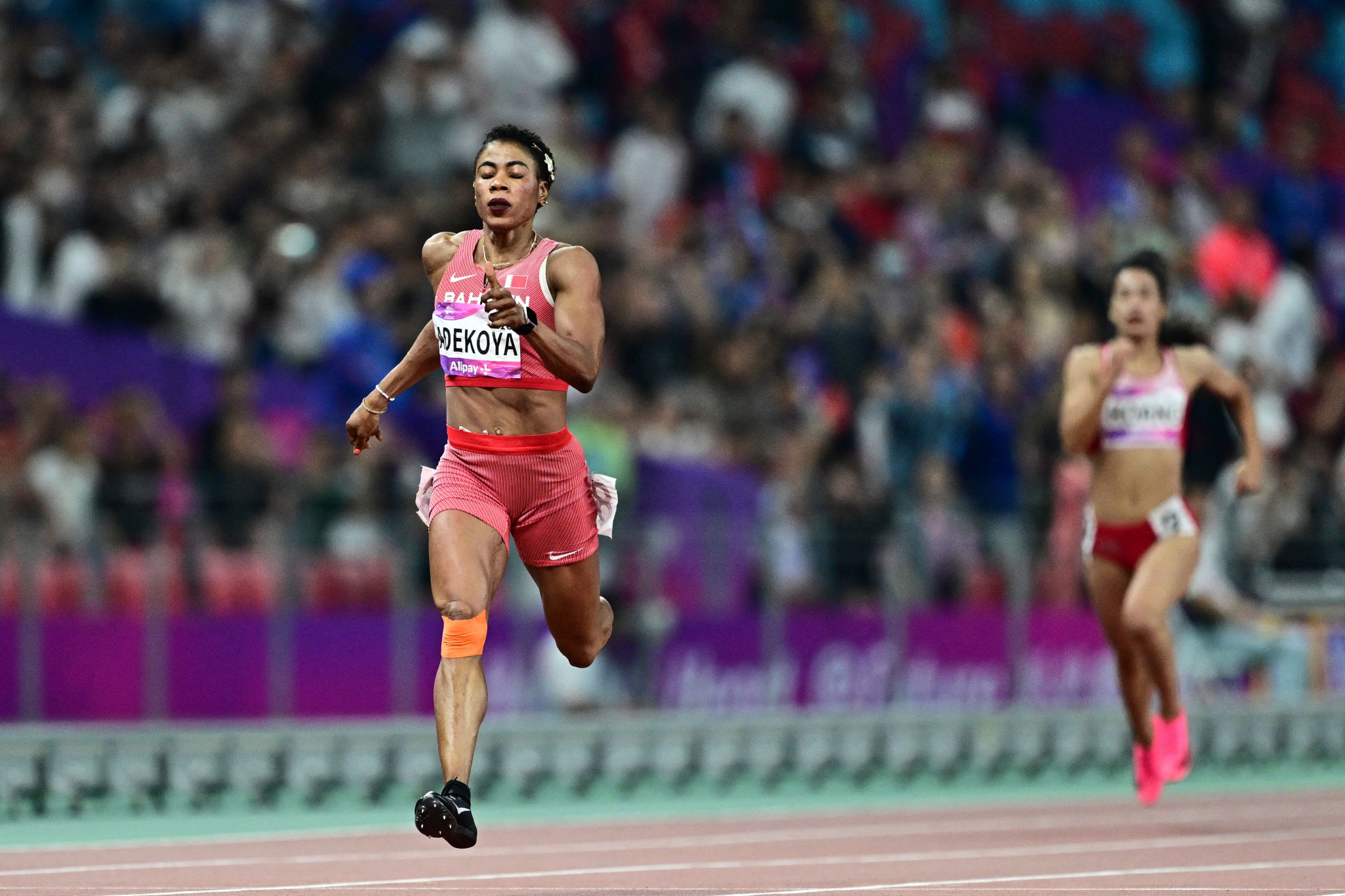 There was further athletics success in store for Bahrain as Kemi Adekoya, left, and Salwa Eid Naser completed a one-two in the women's 400m final ©Getty Images