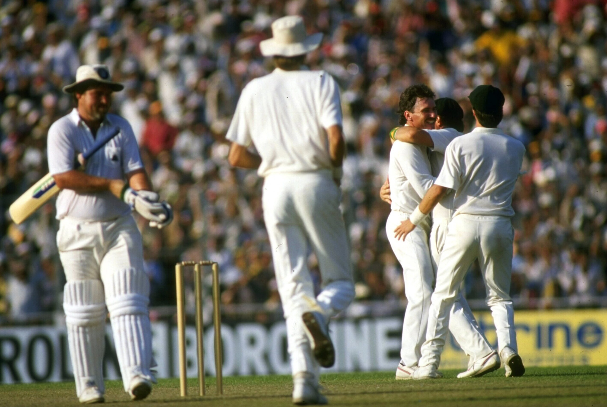 The 1987 World Cup final turned in Australia's favour after England captain Mike Gatting was dismissed attempting a reverse sweep ©Getty Images