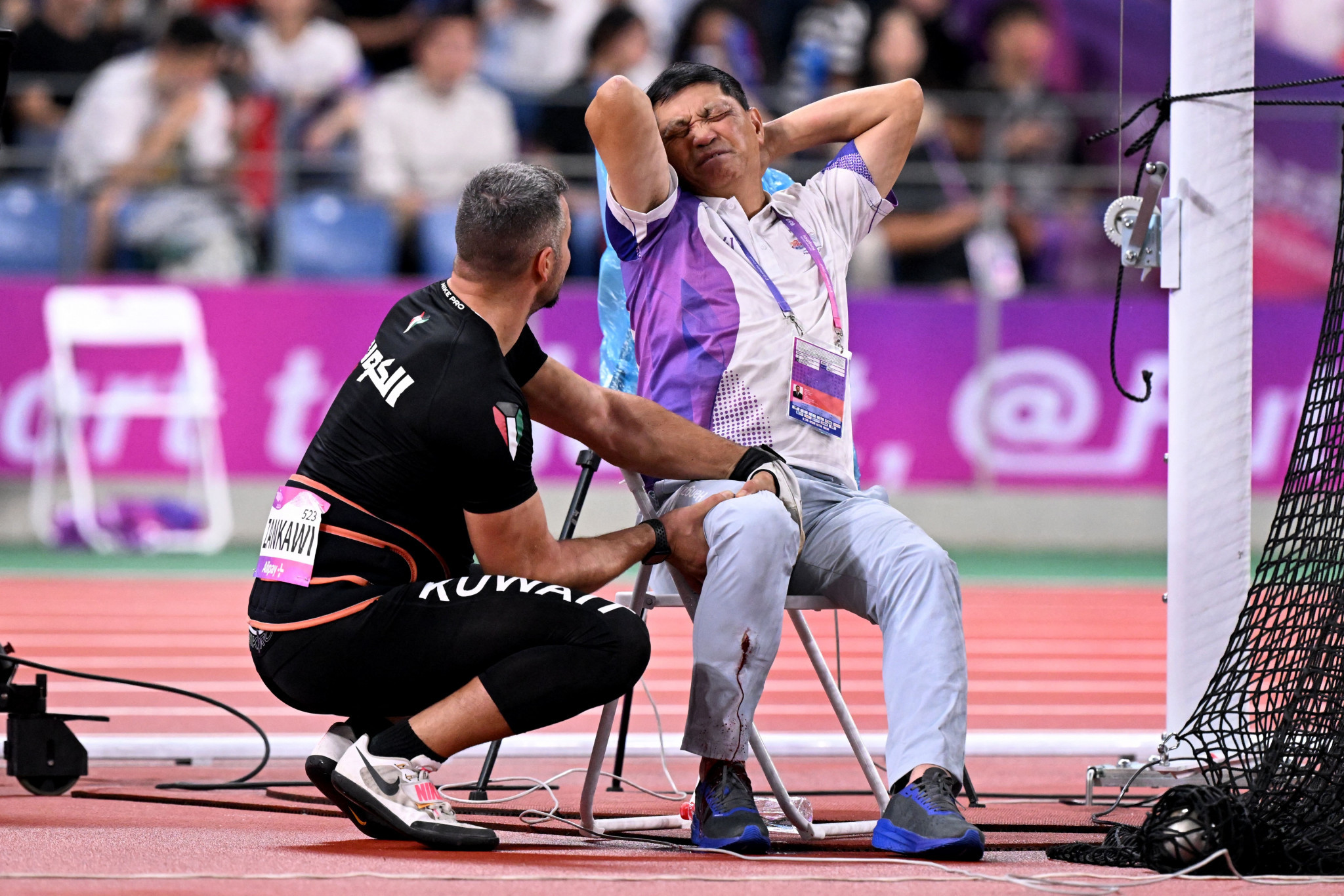 Athletics official suffers broken leg in hammer throw at Hangzhou 2022