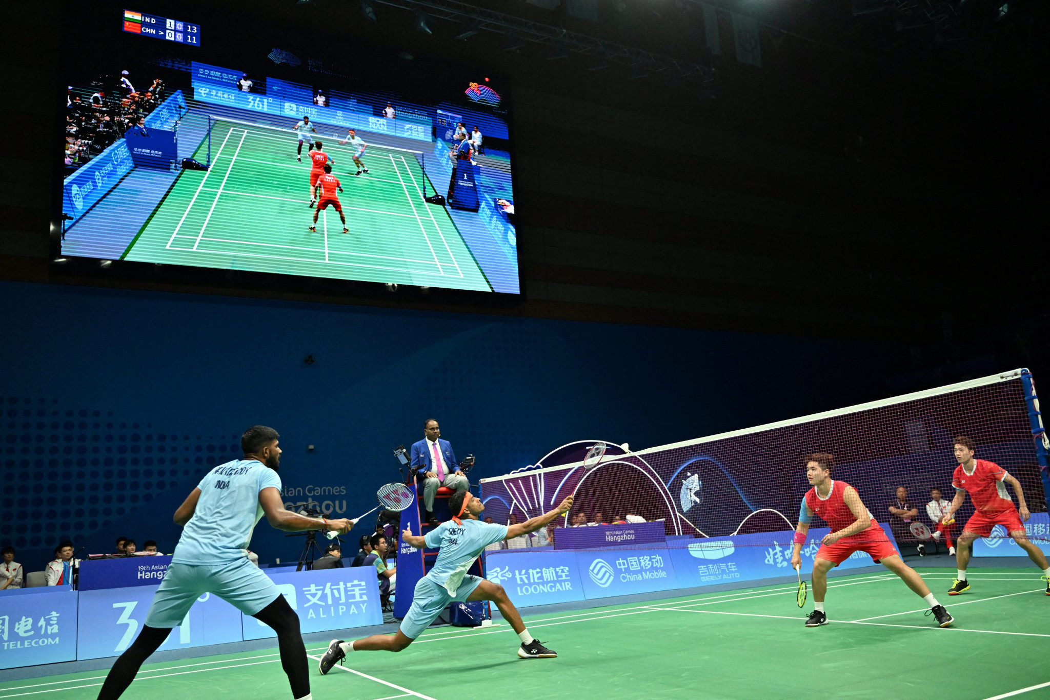 India let slip a 2-0 lead to lose 3-2 to China in the men's team badminton final ©Getty Images