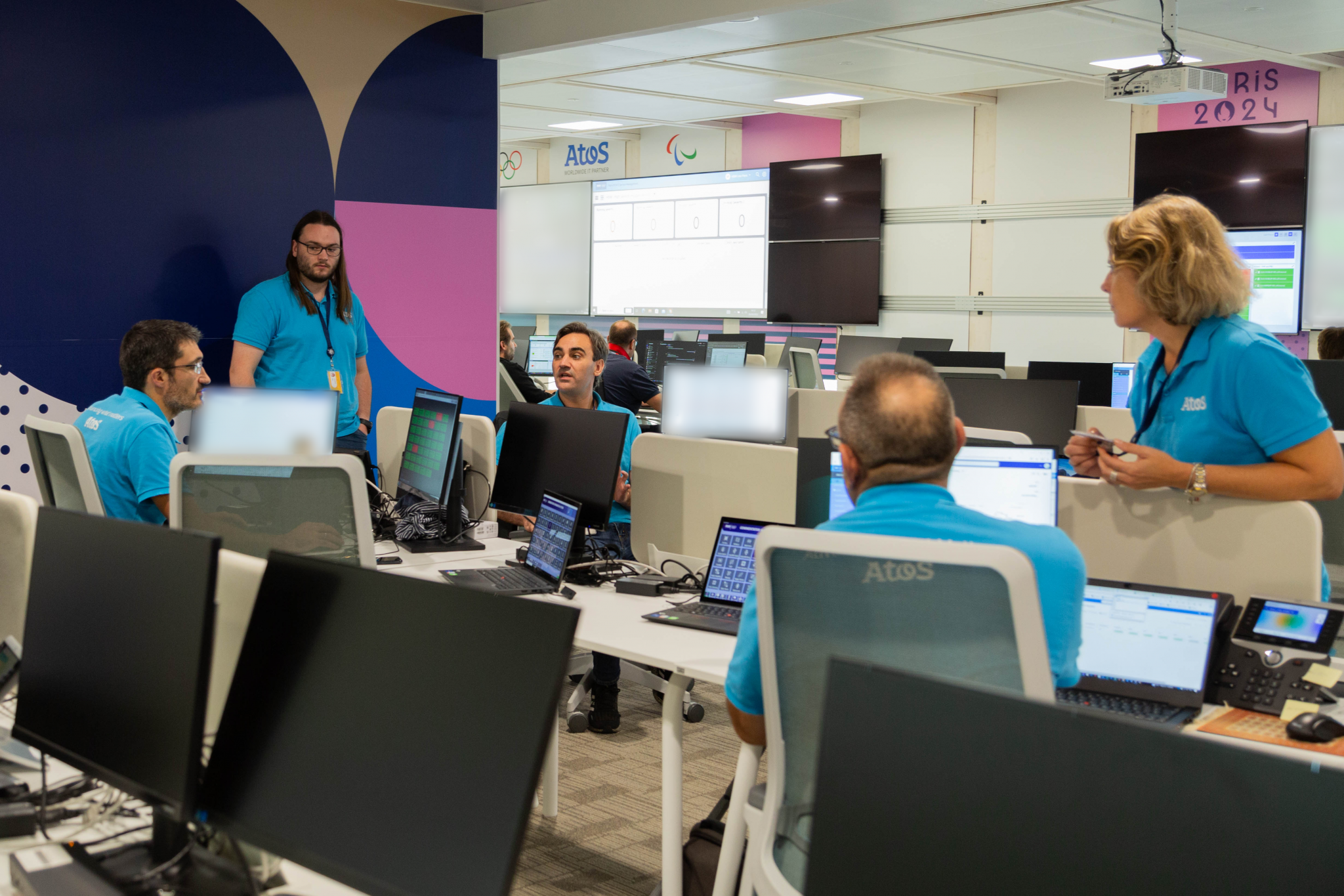 The Atos Technology Operations Center will be responsible for coordinating technology across 63 centres during the Paris 2024 Games ©Atos