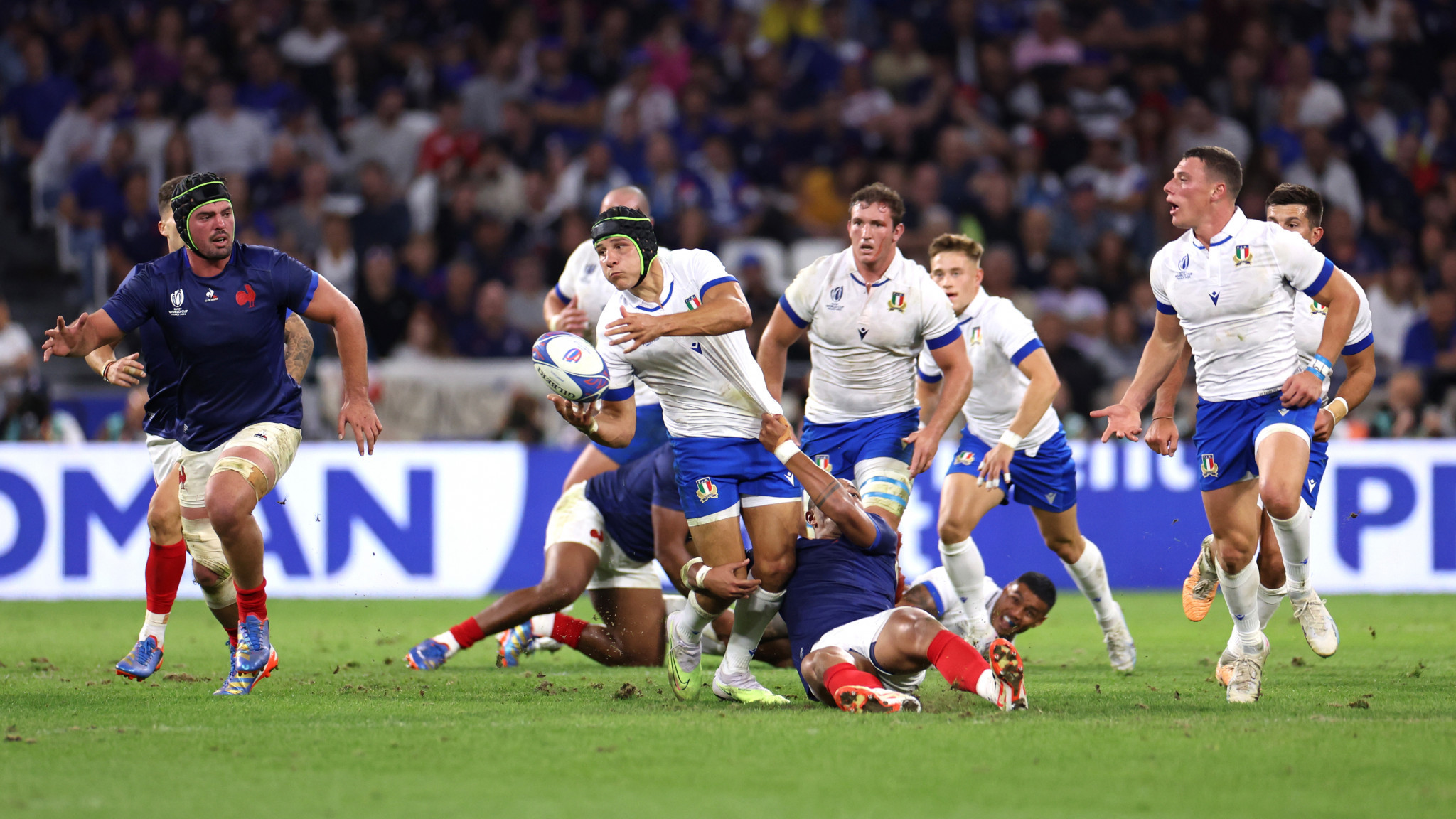 It was another heavy defeat for Italy against the hosts, a week after they conceded 96 points against New Zealand ©Getty Images