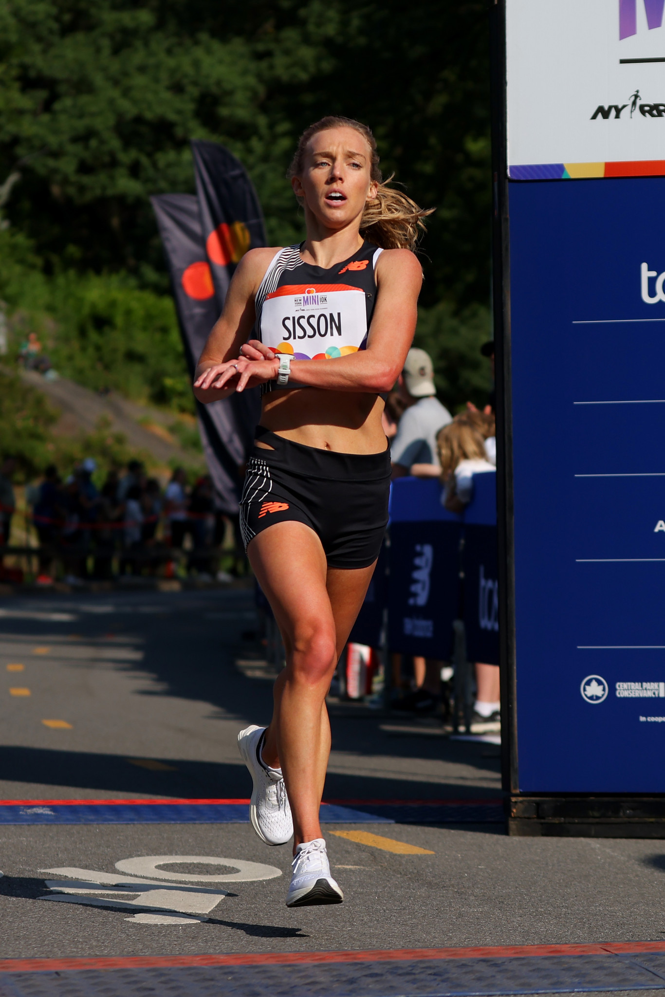 Last year's runner-up Emily Sisson is among the  US entries for the women's elite race at the Chicago Marathon ©Getty Images