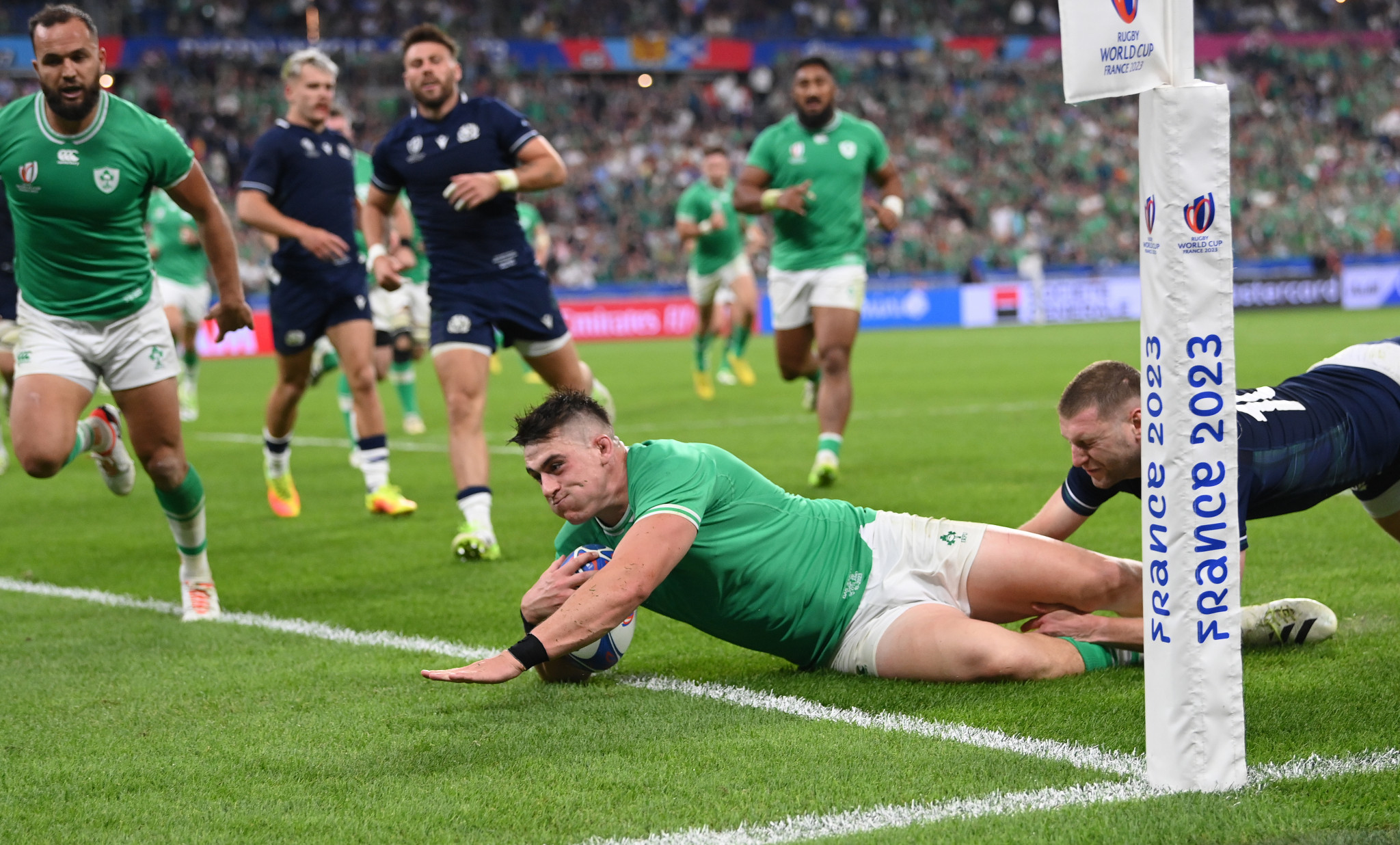 Top ranked Ireland reach Rugby World Cup quarter-finals in style with big win over Scotland