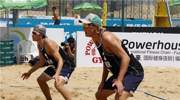 Svein Oddmund Solhaug and Daniel Bergerud advanced to the main draw for the first time this season ©FIVB 