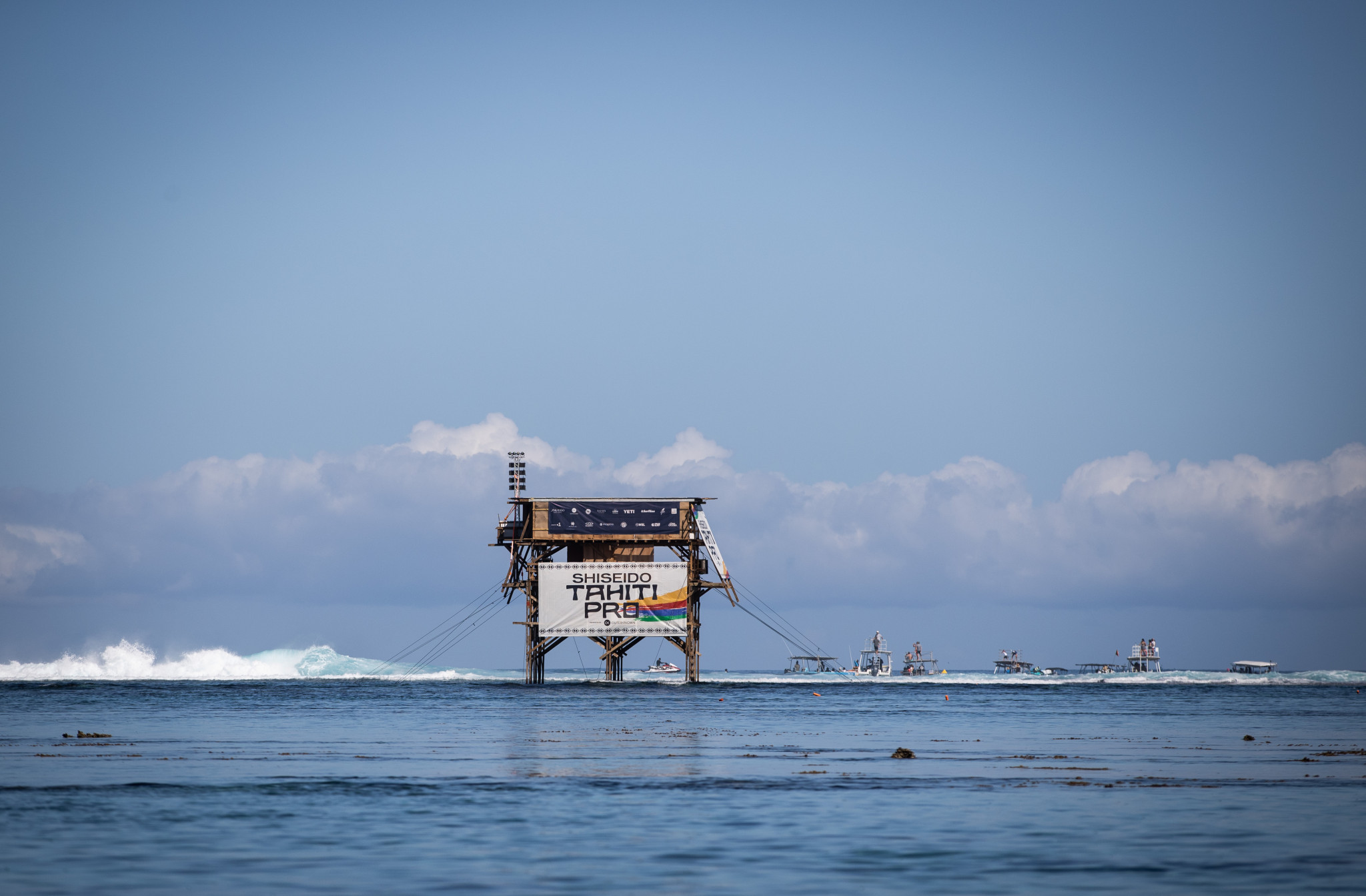 An aluminium tower is planned for surfing at the Paris 2024 Olympics, rather than the wooden structure used for the World Surf League Tahiti Pro ©Getty Images