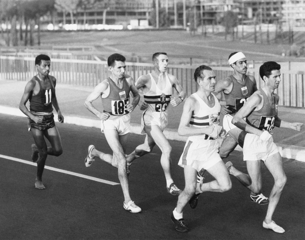 Belgian marathon runner Aurèle Vandendriessche, third left, has died aged 91 ©Getty Images