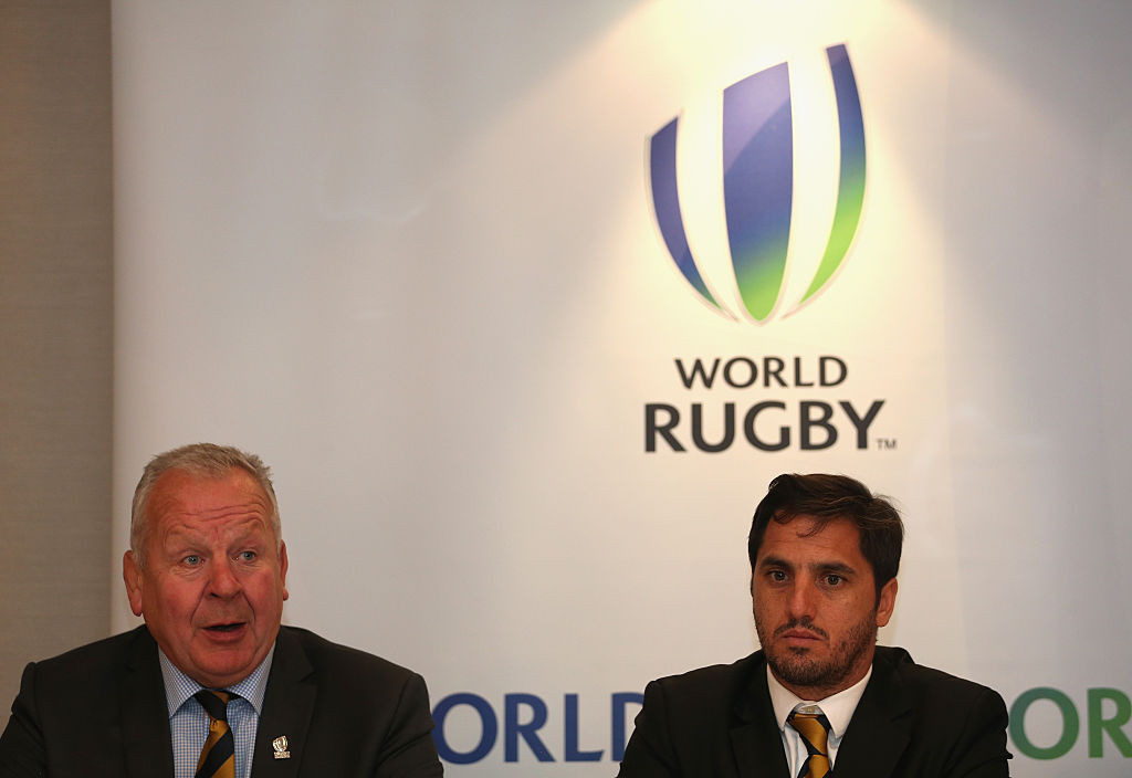 Argentina's Agustin Pichot, right, believes that World Rugby lacks long term vision under the Sir Bill Beaumont, left, the Englishman who beat him to the Presidency in 2020 ©Getty Images