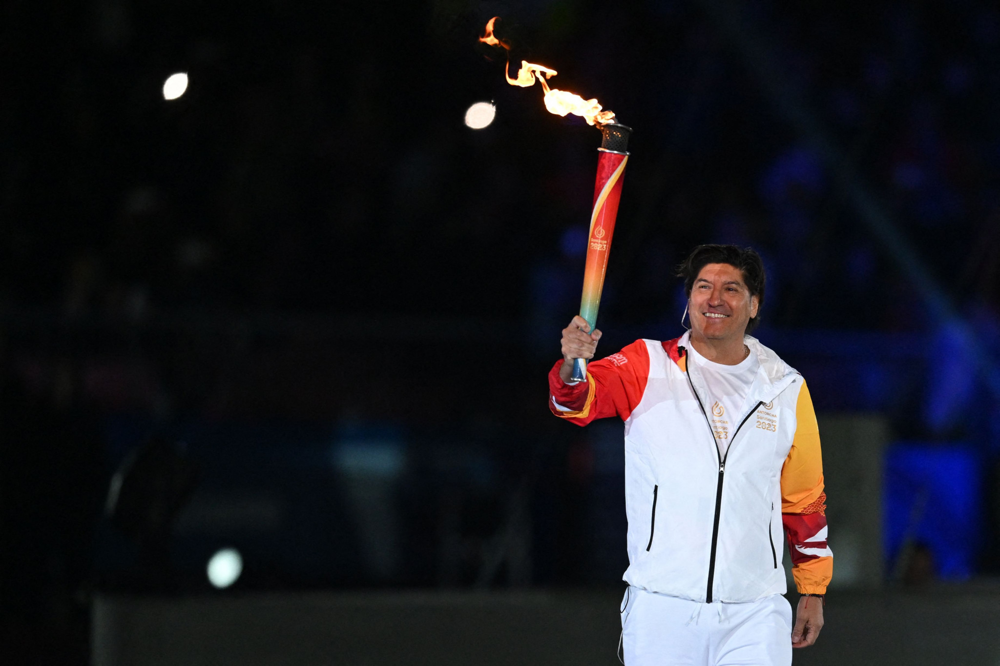 Meanwhile, former Chilean footballer Ivan Zamorano brought the Flame into the stadium before the Cauldron was lit ©Getty Images