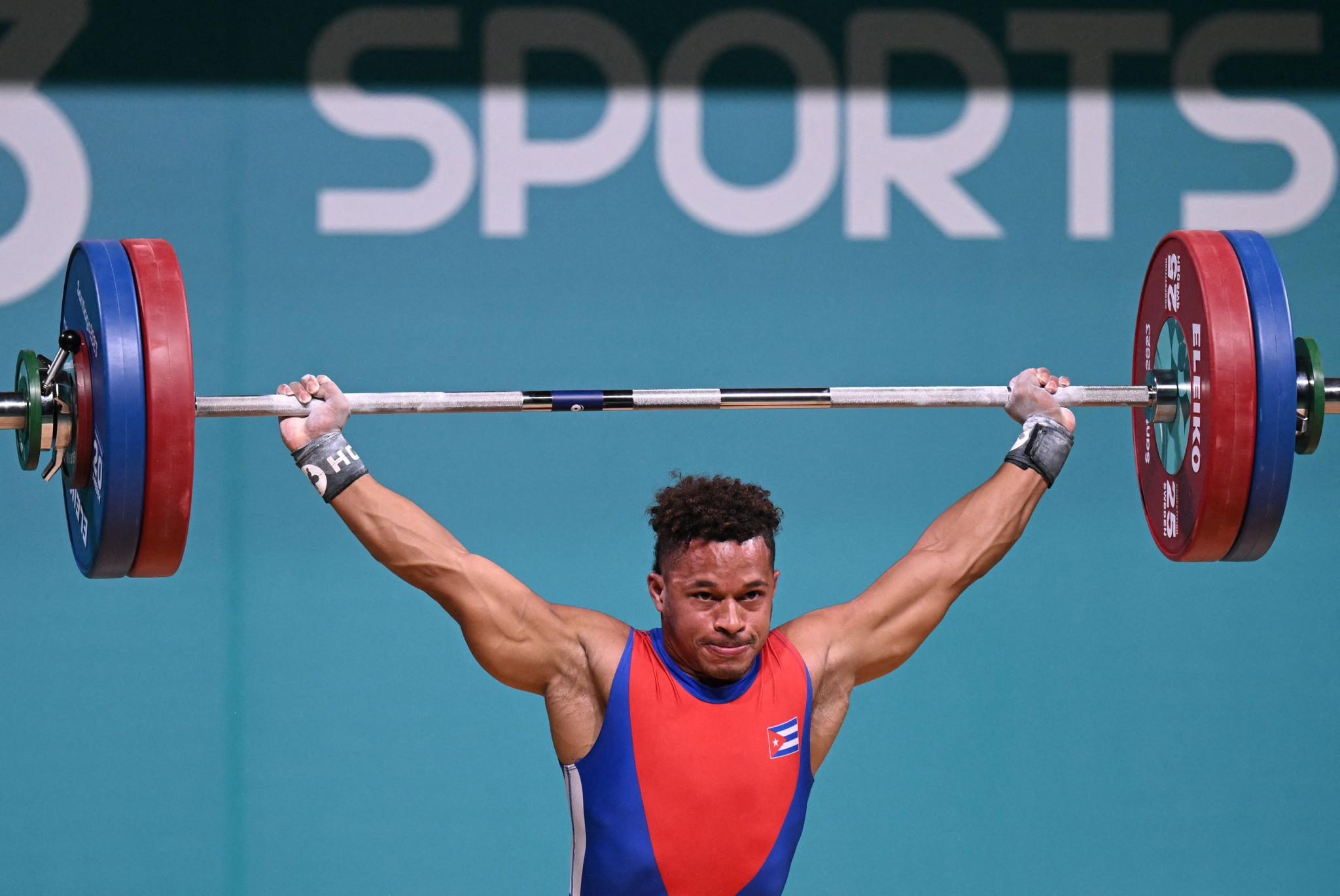 Cuban weightlifter Arley Calderón proved too strong as he claimed the men’s 61kg title ©Getty Images