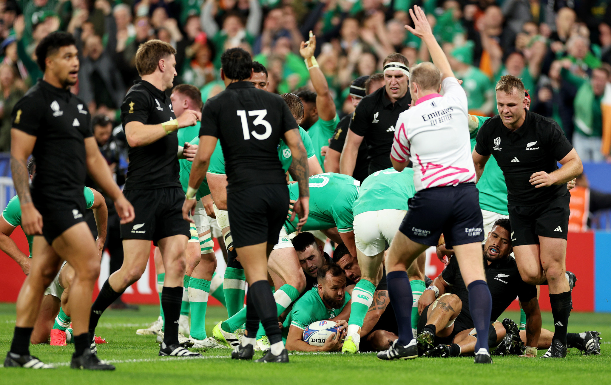 Wayne Barnes has already officiated at six matches in the 2023 World Cup, including New Zealand's quarter final victory over Ireland ©Getty Images