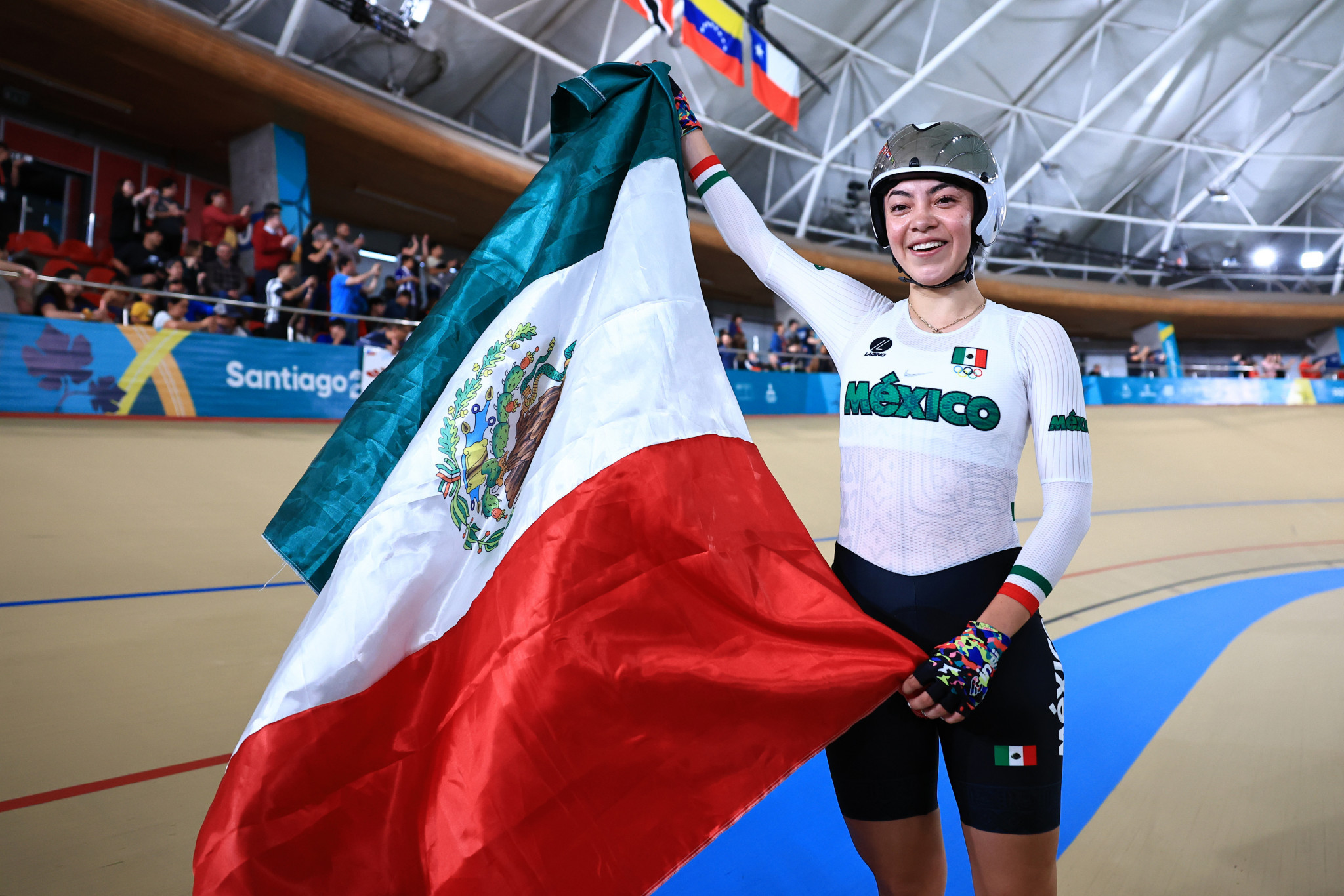 Mexico's Yareli Acevedo Mendoza won the women's omnium at the velodrome ©Getty Images