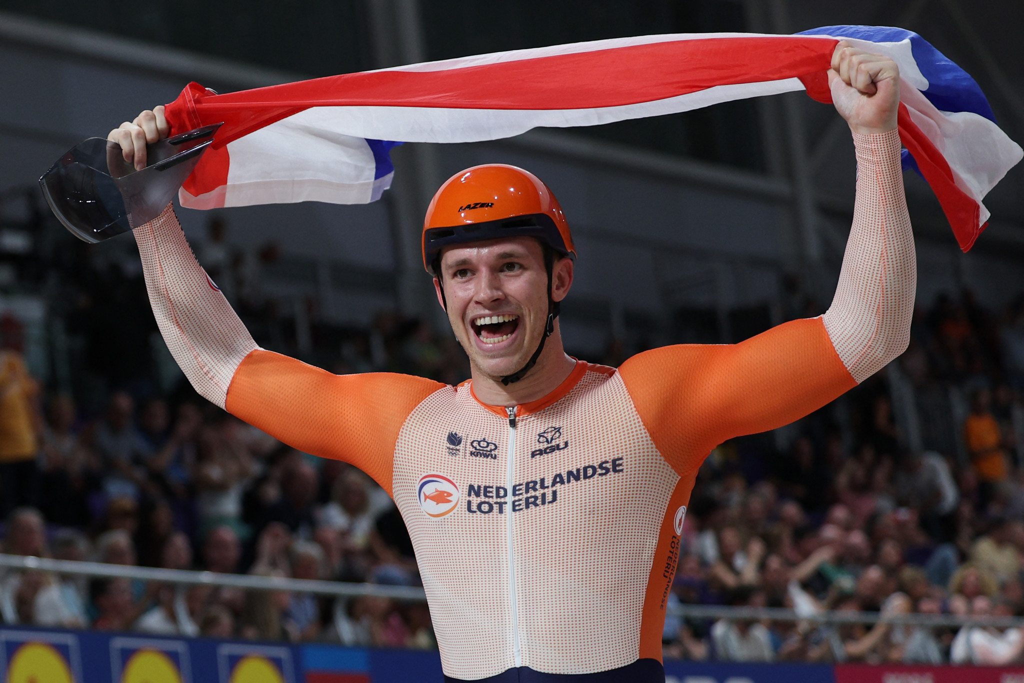 Lavreysen continues hot streak at UCI Track Champions League in Berlin