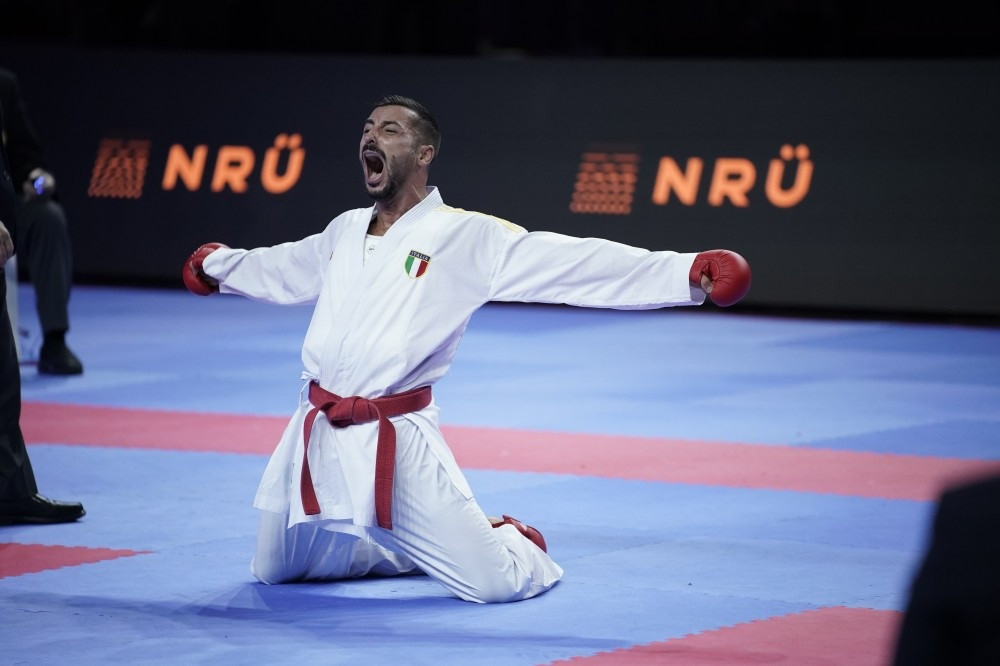 Italy, the 2021 men's team kumite gold medallists, battled hard to defeat Azerbaijan in the bronze-medal match ©WKF