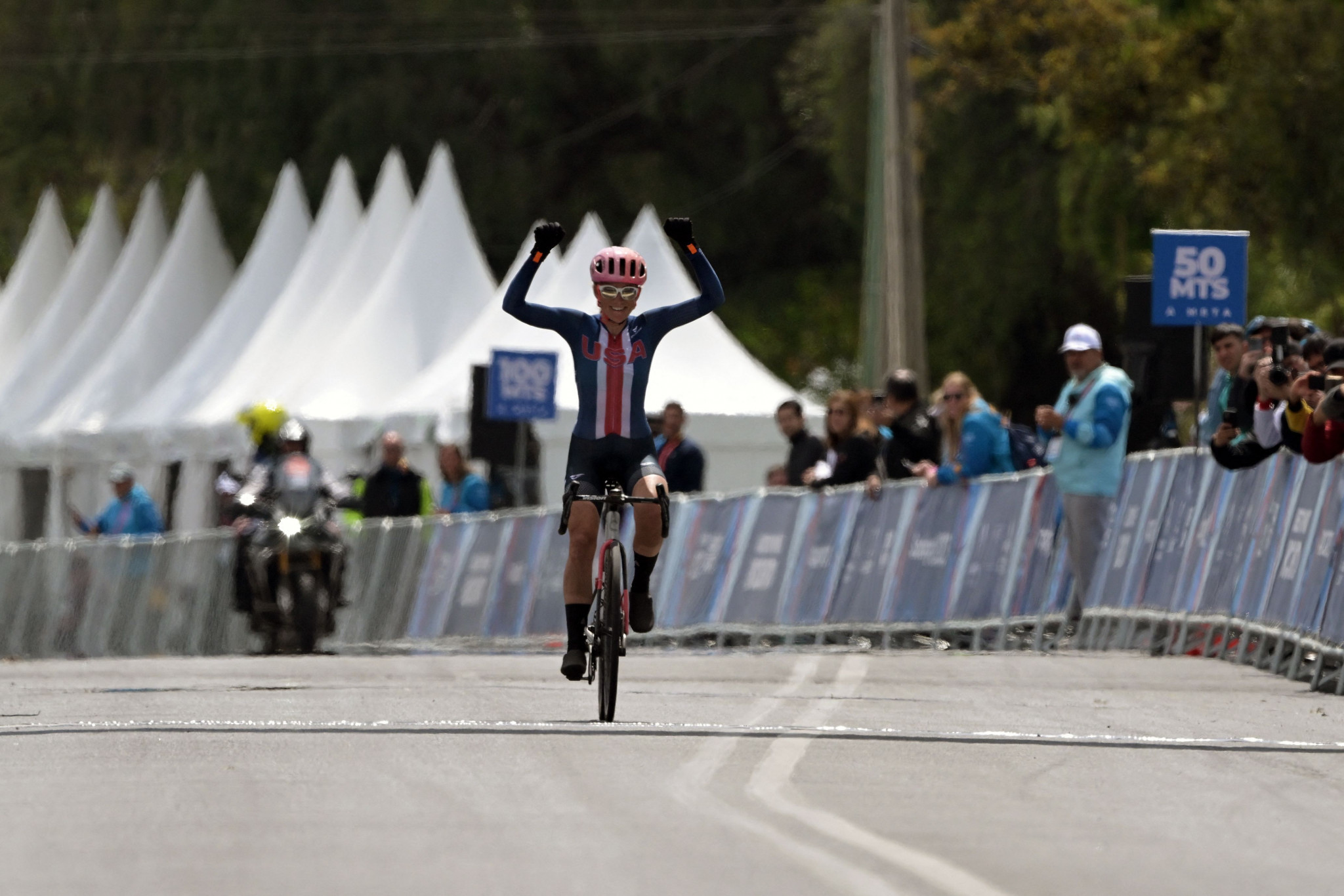 Stephens and Narváez take cycling road race golds at Pan American Games