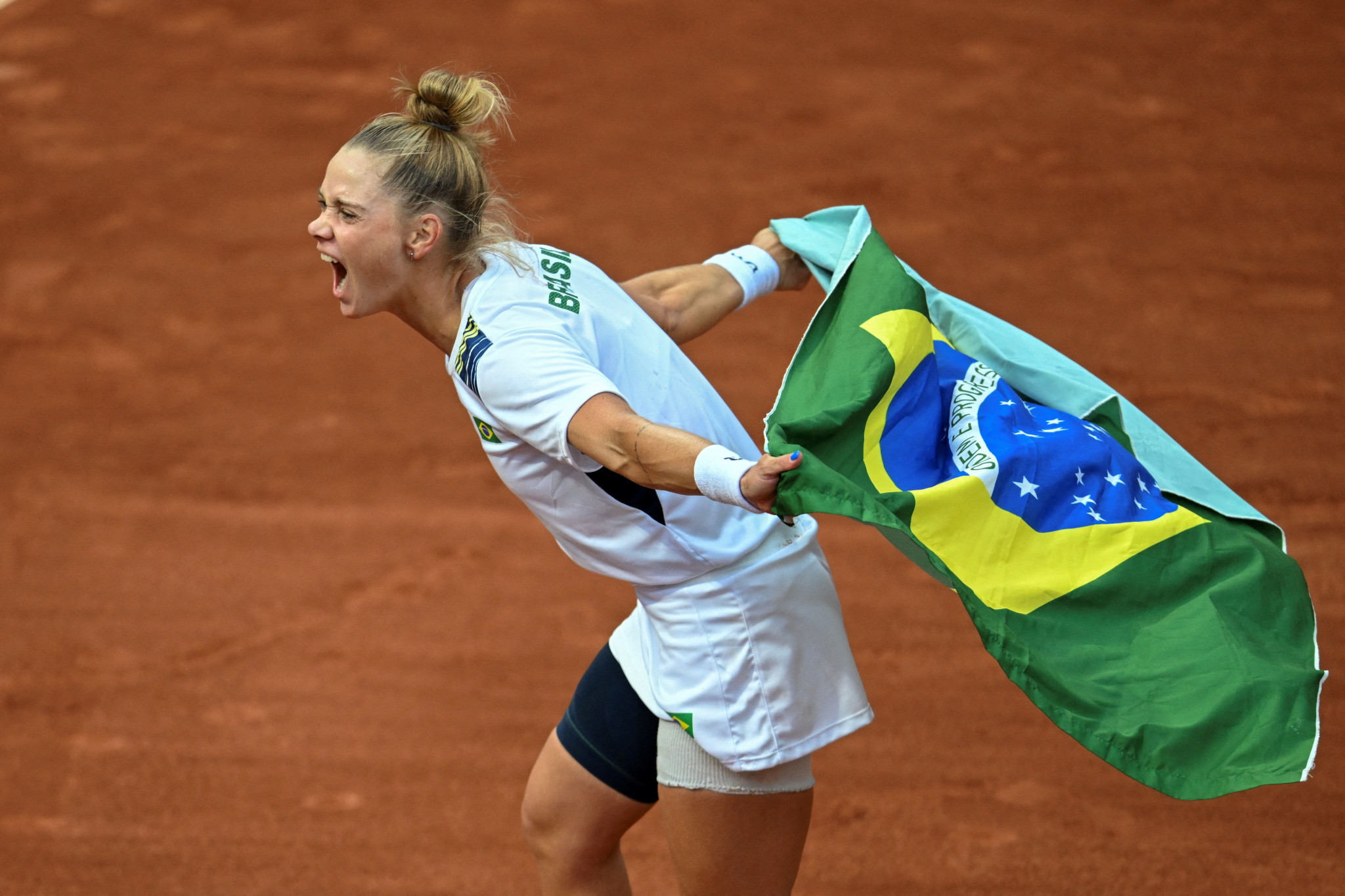 Brazil and Argentina win singles tennis golds at Santiago 2023