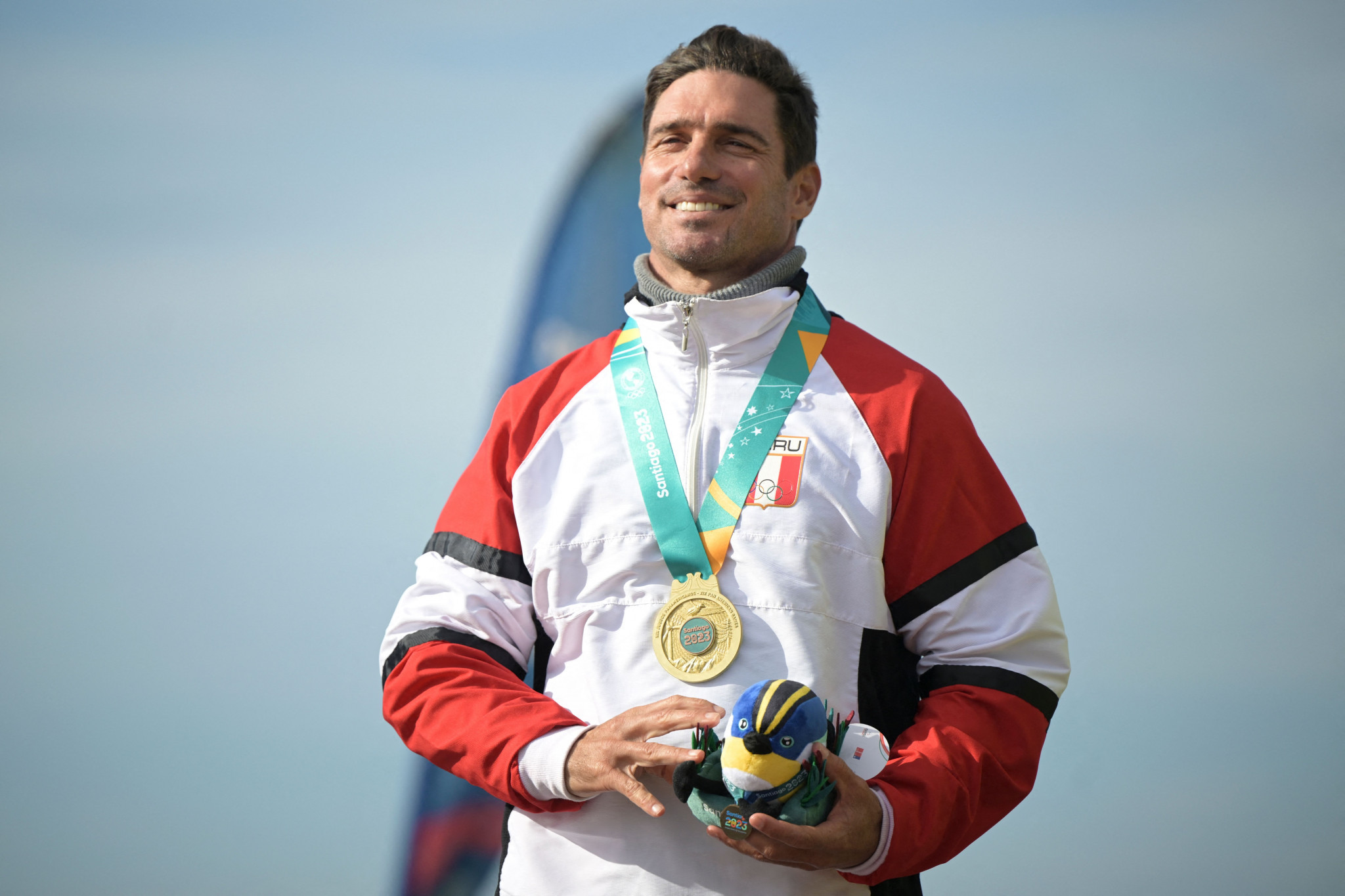 Benoit Clemente in the men's event was part of a Peruvian longboard double at Santiago 2023 ©Getty Images