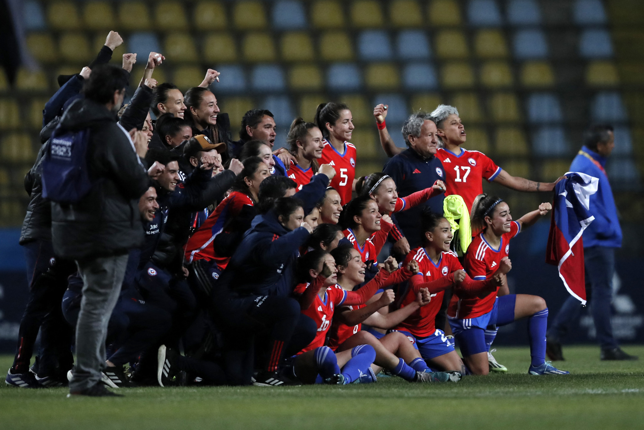 Chile pulls off a major surprise by defeating the United States and will compete in the final of women's football against Mexico.©Getty Images