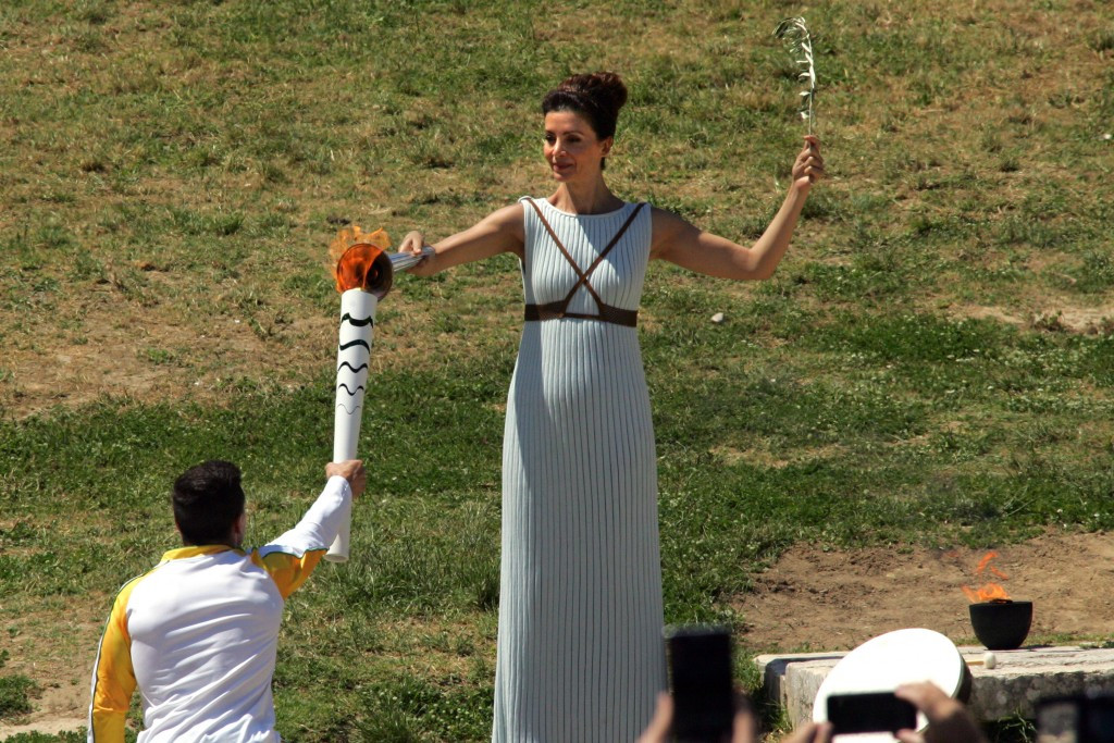 Double volleyball gold medallist Geovane Gavio had the honour of beig the first Brazilian to carry the Olympic Torch as it begun its long journey  to the start of Rio 2016 ©Getty Images