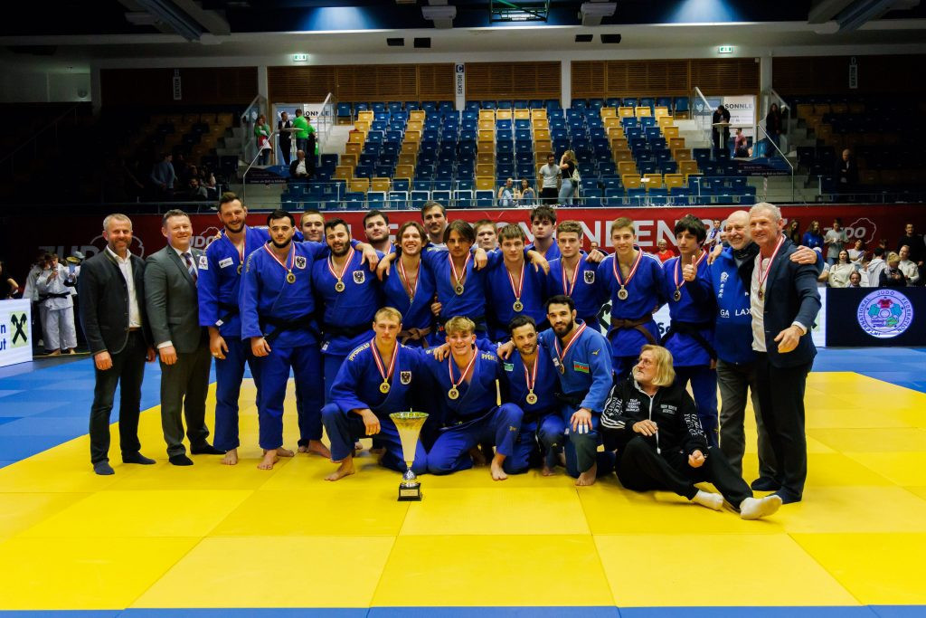 The M&R Galaxy Judo Tigers win their 10th Bundesliga title
