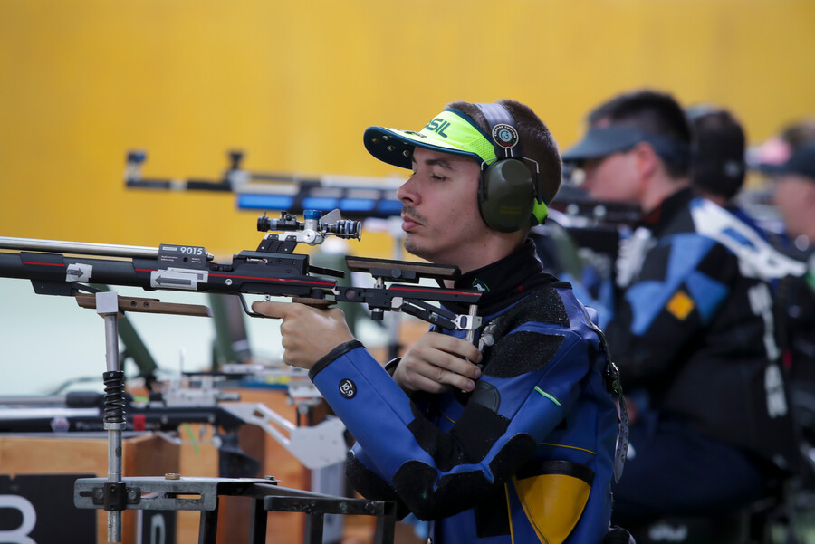  Bruno Kiefer of Brasil in action during R4 - Mixed 10m Air Rifle Prone SH2 at the Santiago 2023 Para Pan American Games at Pudahuel shooting range on November 21 in Santiago, Chile. (Foto de: Diego Alvujar/Parapanamericanos STGO 2023 via Photosport)