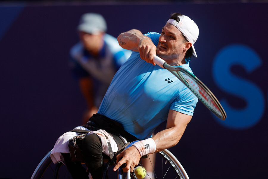 FERNANDEZ Gustavo from ARG win gold medal during the match in the Wheelchair tennis Men's Singles finals Gold medal at the Parapan American Games at the National Stadium Tennis Sports Center on November 25 in Santiago, Chile(Foto: Felipe Zanca Parapanamericanos Stgo 2023 via Photosport)