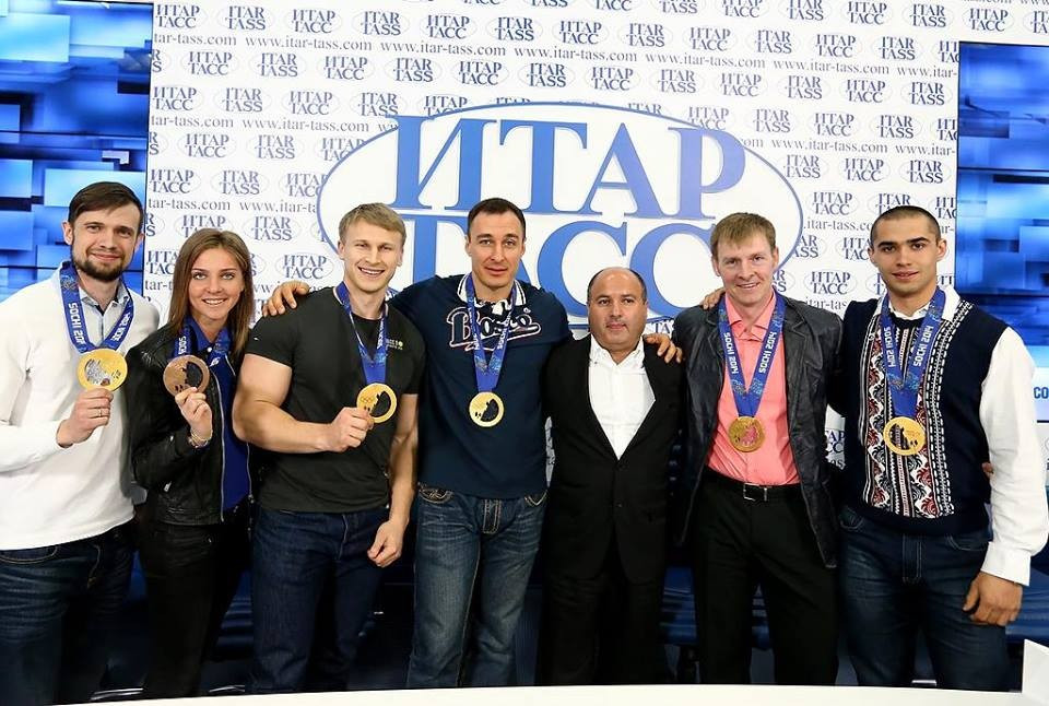Georgy Bedzhamov, third right, was re-elected President of the Russian Federation of Bobsleigh following the success of the country's team in the Winter Olympics at Sochi 2014 ©RBF