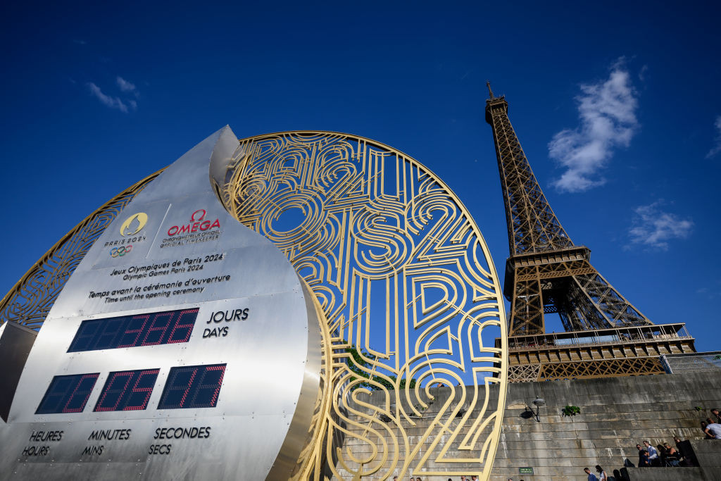 IOC Leaders and French Politics Unite in Critique Against Paris Mayor