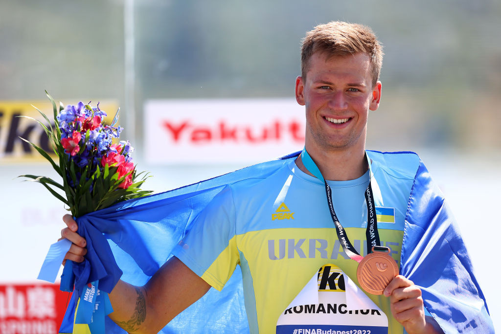 Mykhailo Romanchuk of Team Ukraine poses during the medal ceremony of the Budapest 2022 FINA World Championships © Getty Images
