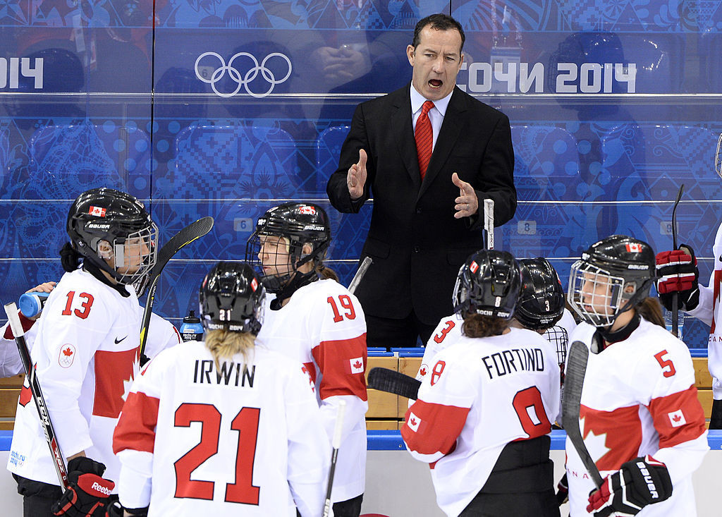 Kevin Dineen strongly supports the IIHF Women's World Championship in Utica, NY