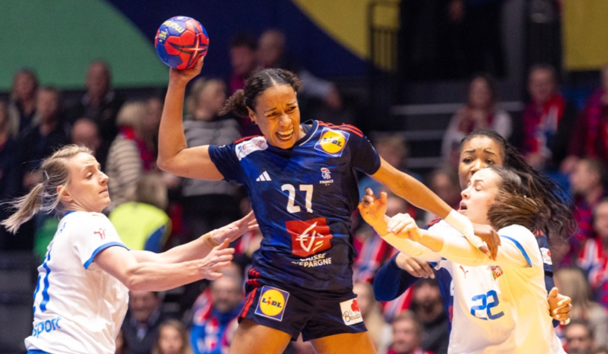 Estelle Nze Minko (27), one of the best players in the world. IHF