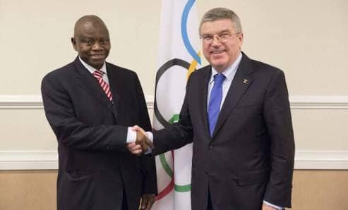 President of the Nigeria Olympic Committee Habu Gumel shakes hands with Thomas Bach, president of the International Olympic Committee (IOC) ©ANOC