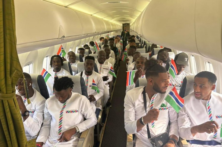 Gambia football team plane runs out of oxygen and makes emergency landing. X @ojbsports