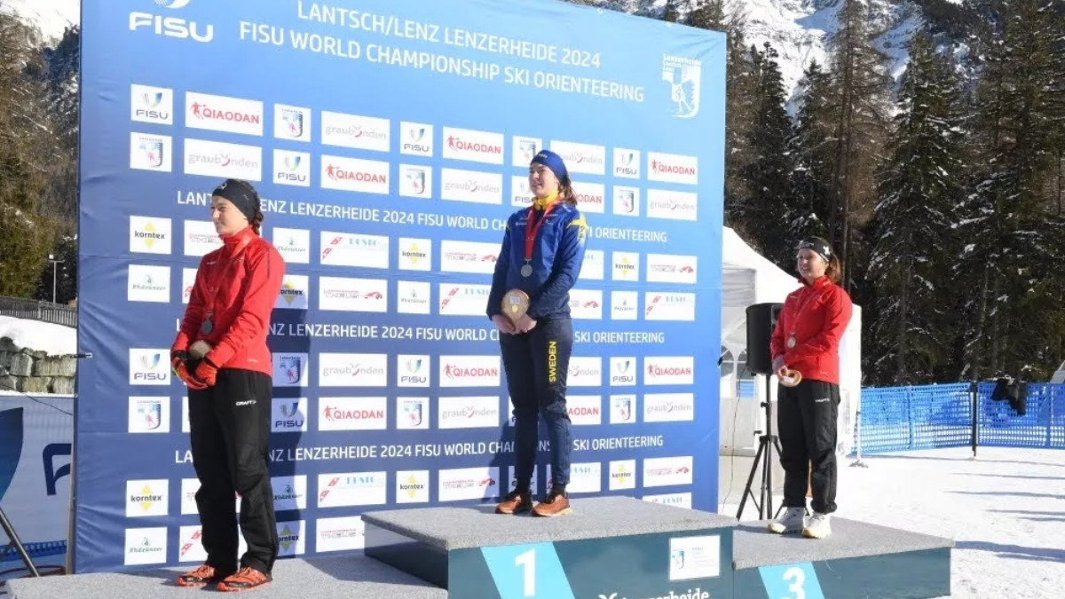 Women’s pursuit podium with Elin Schagerström, Eliane Deininger and Delia Giezendanner. FISU
