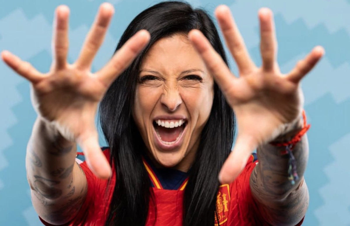 Jenny Hermoso, after winning the Football World Cup with Spain. 'X'