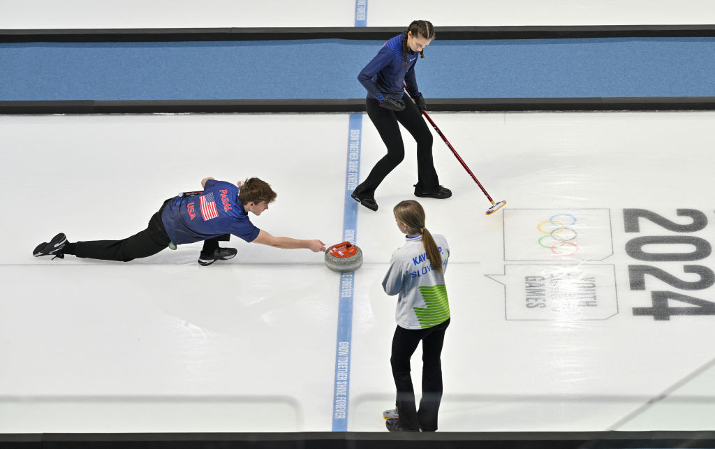 The United States and Slovenia, playing curling at Gangwon 2024. GETTY IMAGES