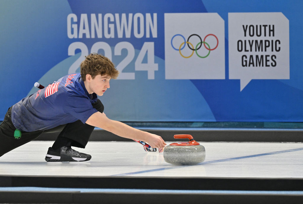 Great Britain narrowly defeated Denmark in the curling final (6-7). GETTY IMAGES