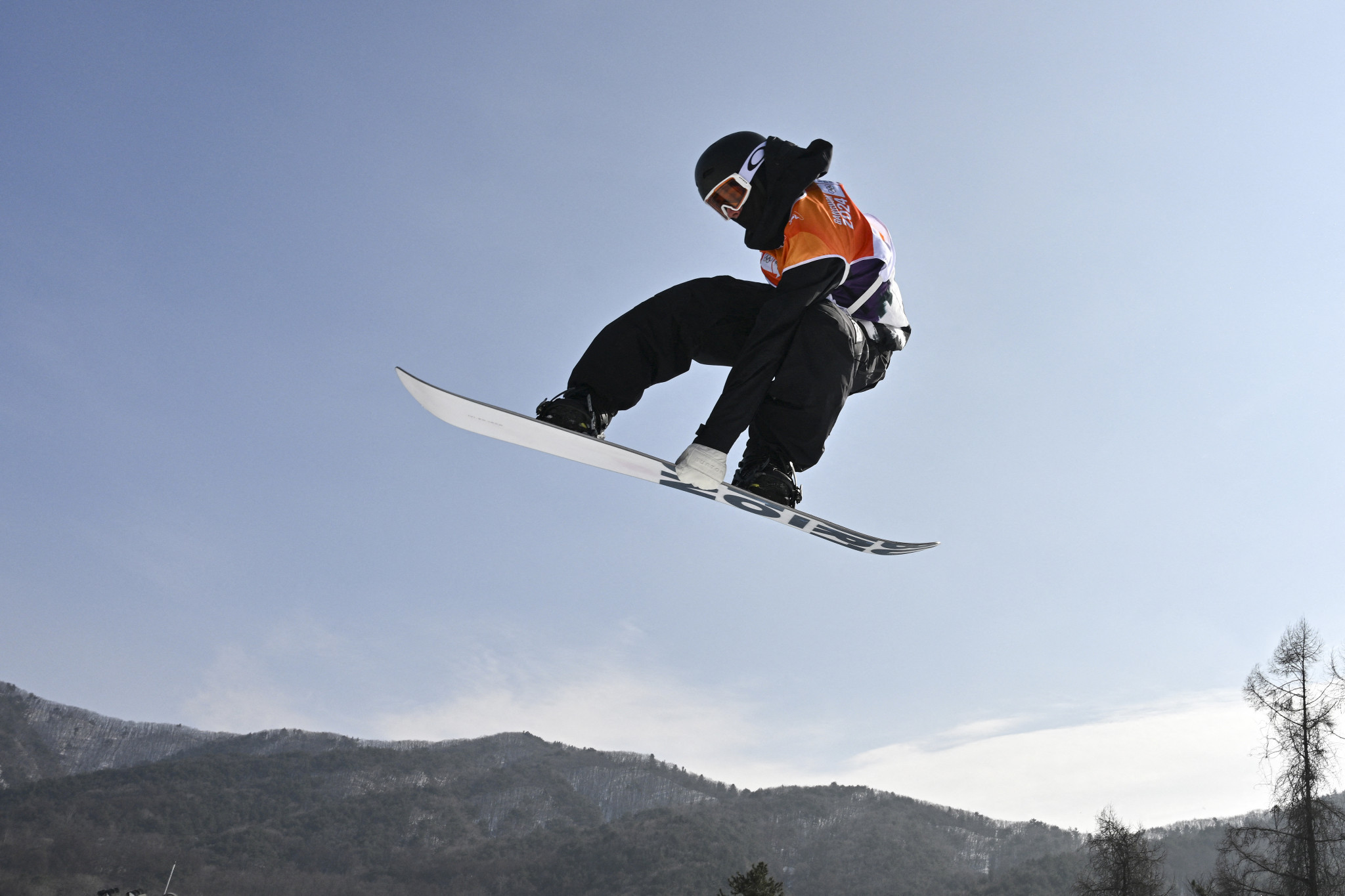 Korea triumphed with Cheeun Lee in the snowboard halfpipe event. GETTY IMAGES
